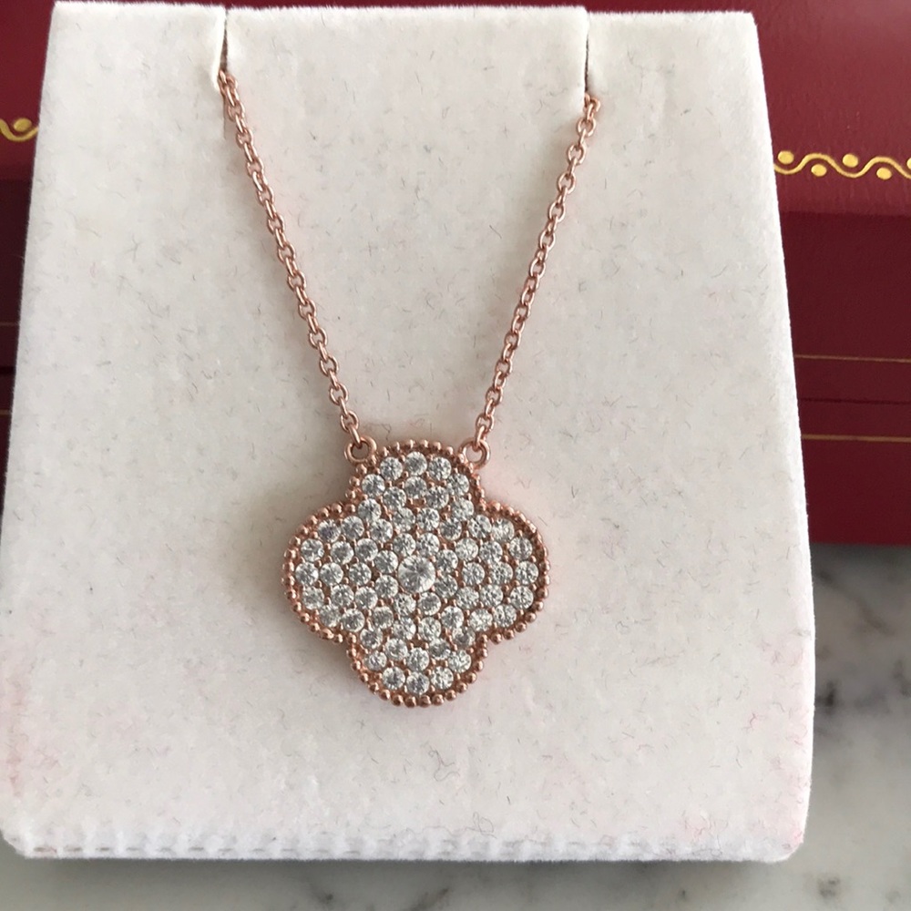 925 Sterling silver rose  gold clover pendant